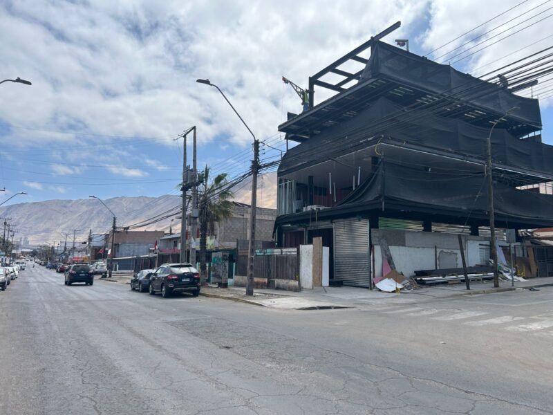 Edificio Completo uso comercial y habitacional